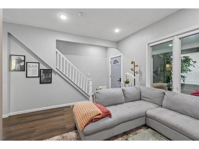 Foto del edificio - 884 Westminster St