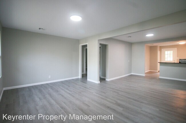 Building Photo - 3 br, 1 bath House - 5366 S 36th W Ave
