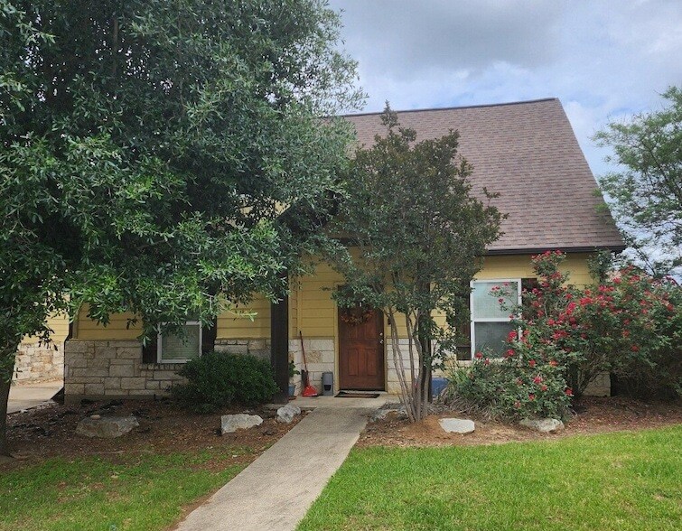 Building Photo - 3361 Keefer Loop