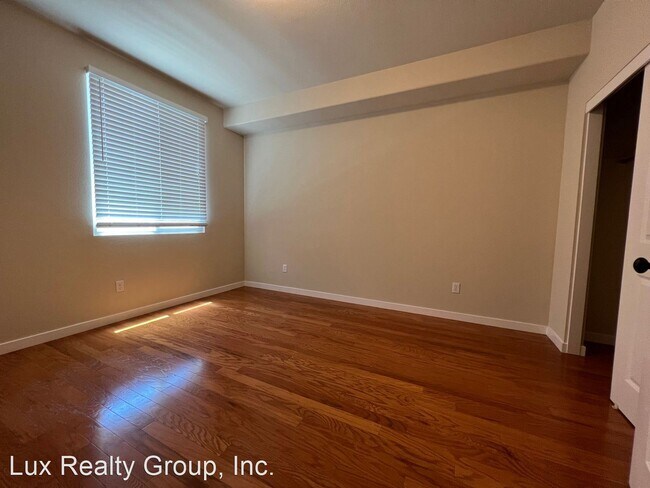 Foto del edificio - 4 br, 3 bath House - 124 West Crystal Cove...