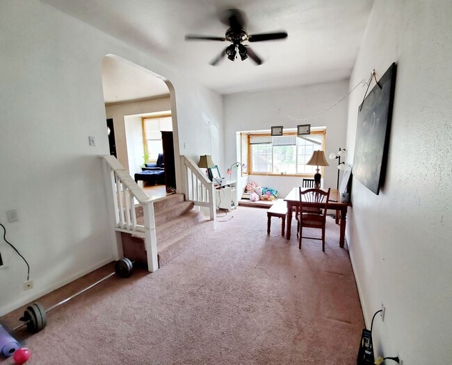 Building Photo - 910 Bungalow Ct