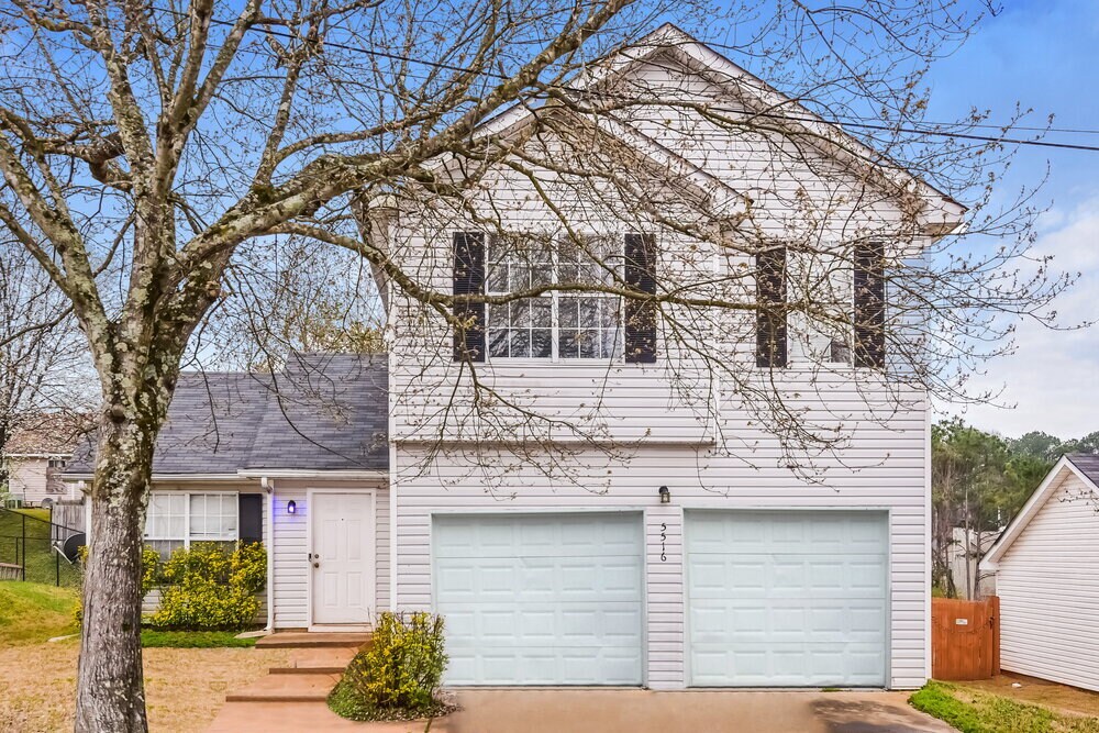 Foto principal - 5516 Wellborn Creek Dr