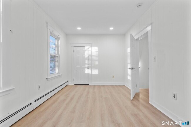 Foto del edificio - 141 Augur St