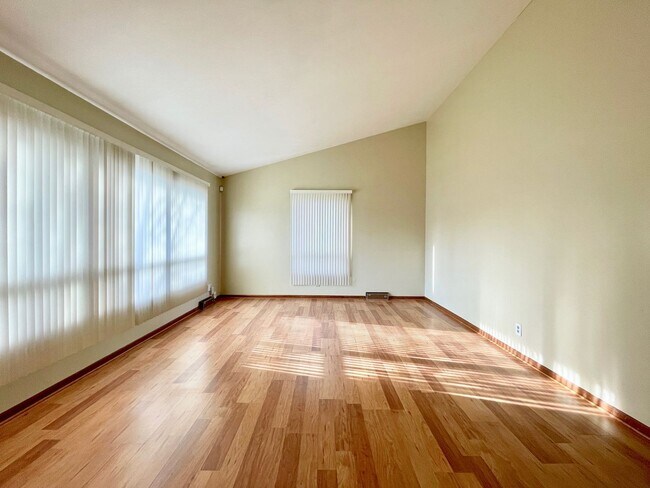 Foto del edificio - 5366 Effingham Dr SE