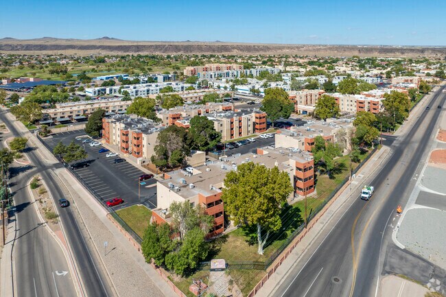Foto aérea - Mesa Ridge Apartments