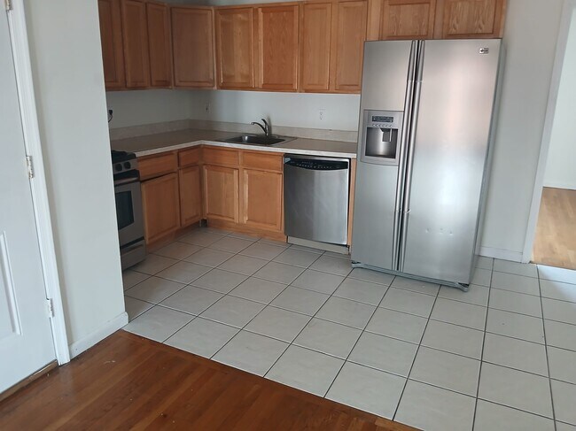 Foto del edificio - 547 70th St