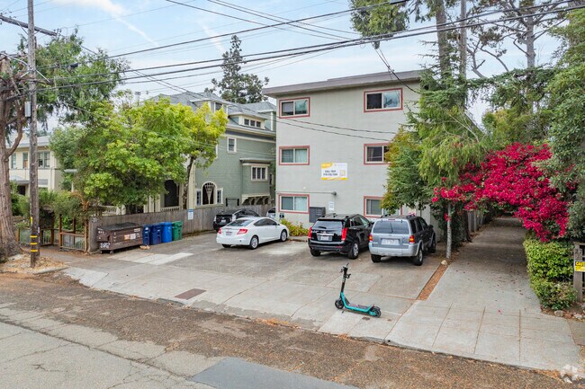 Exterior alternativo - 2732 Benvenue Ave