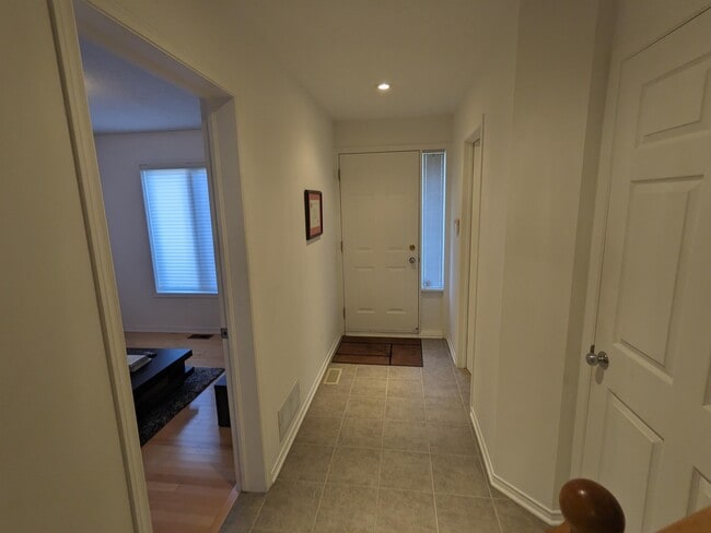 Building Photo - 236 Latchford Rd