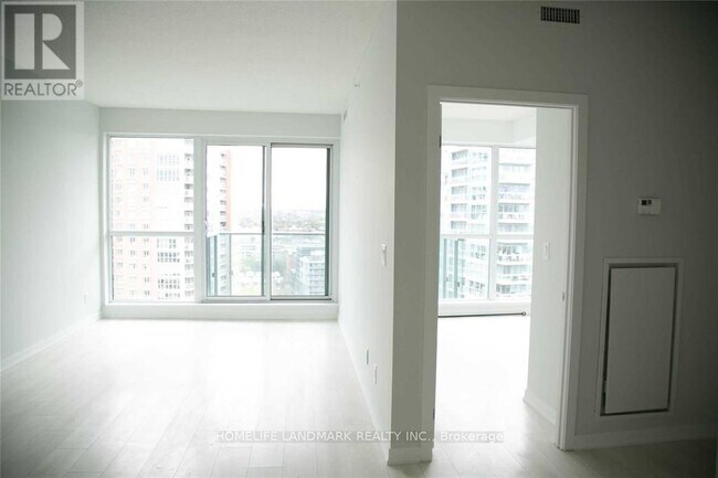 Photo du bâtiment - 150 E Liberty St