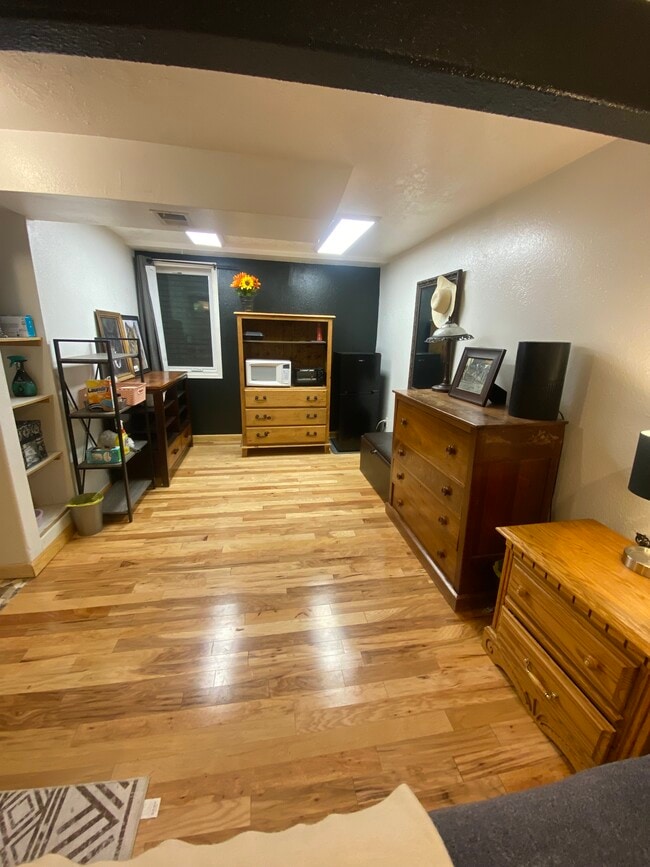 Dry kitchen area - 11343 W Berry Pl