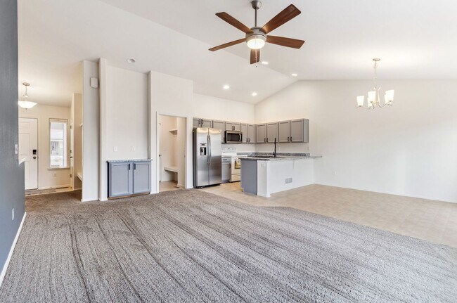 Building Photo - Spacious 5-Bedroom Home In Desirable Raind...