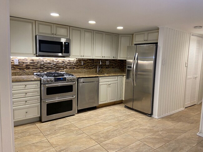 Cocina - 112 3rd St NE