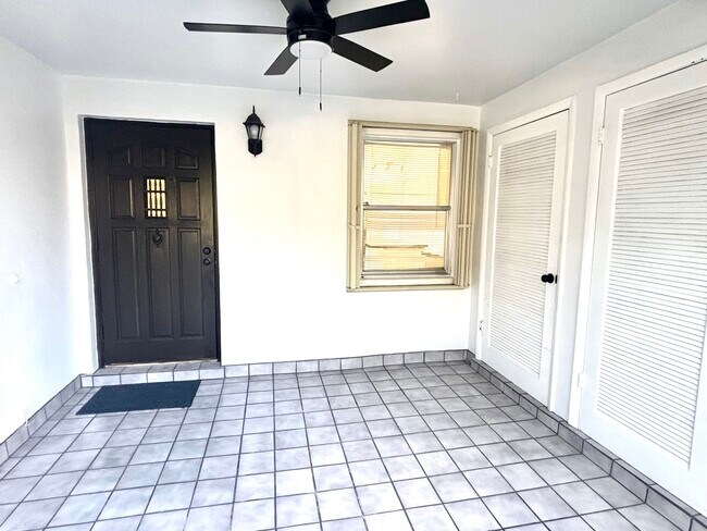 Foto del edificio - 3851 NW 84th Ave