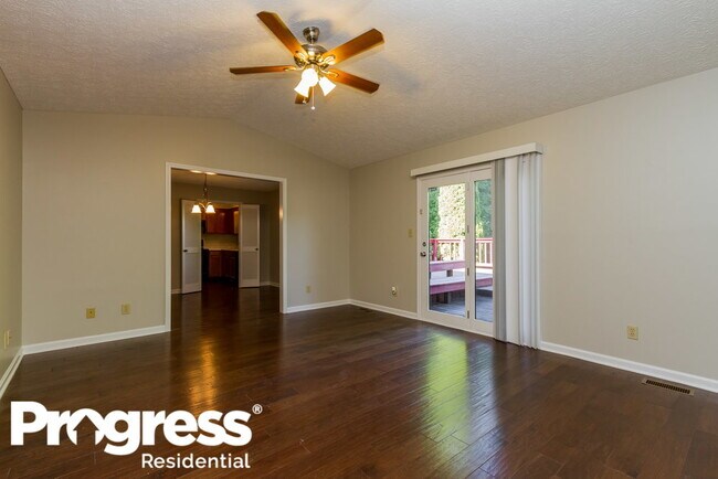Foto del edificio - 7665 Geist Estates Dr