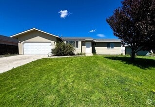 Building Photo - 5301 Tumac Dr