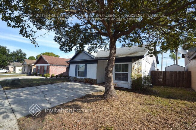 Foto del edificio - 4636 E Eastwind Dr