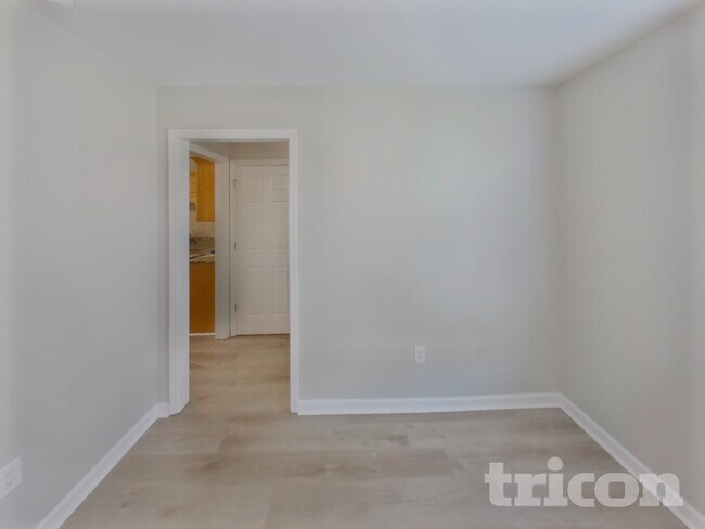 Building Photo - 1510 Ballater Dr