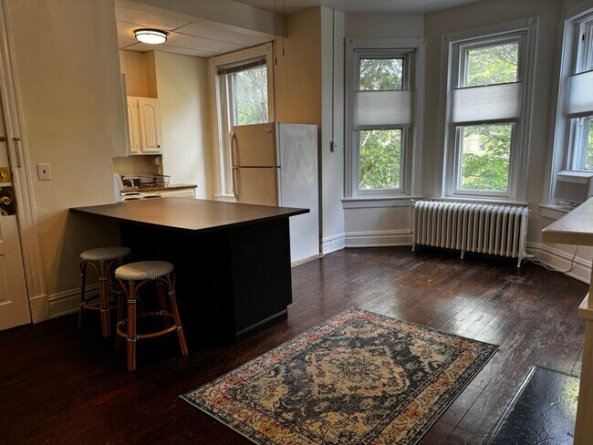 Foto del edificio - 1613 W Grace St