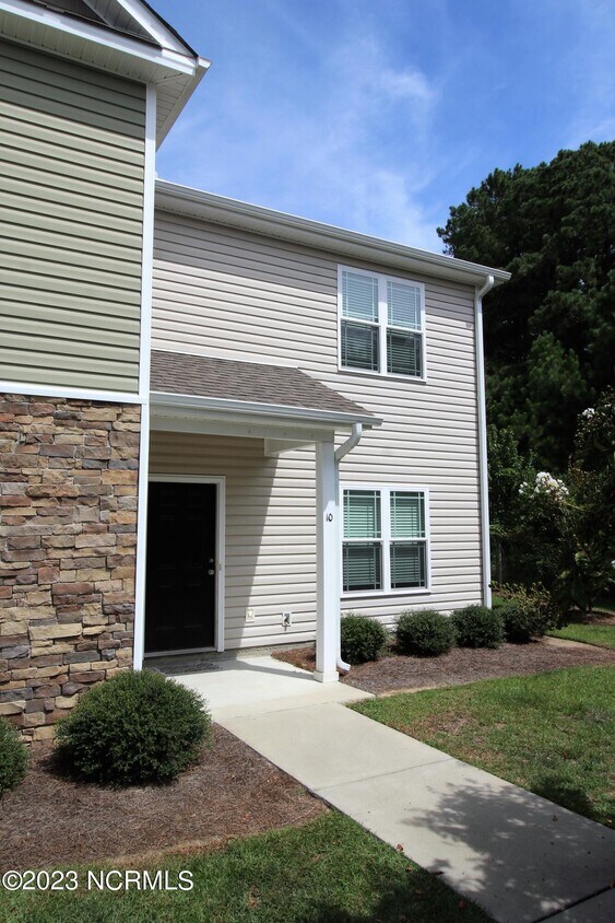 4109 Kittrell Farms Dr, Greenville, NC 27858 Townhome Rentals in