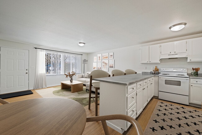 Building Photo - Southern Pines