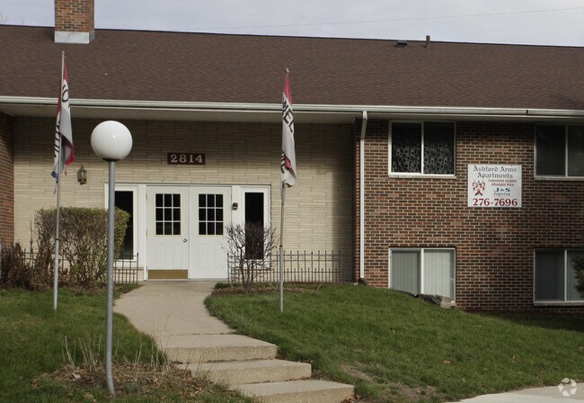 Foto del edificio - Ashford Arms Apartments