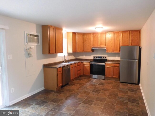 Building Photo - 426 Patuxent Ct