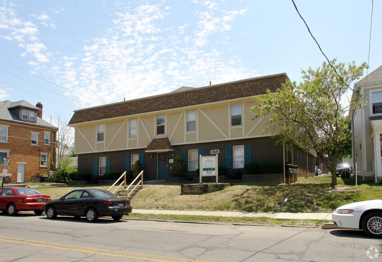 Foto del edificio - 165 E 11th Ave