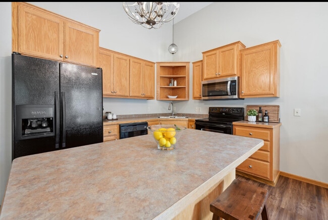 Foto del edificio - 3183 Frontier Dr