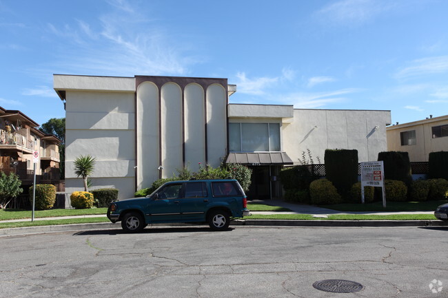 Foto del edificio - Topanga Manor Apartments