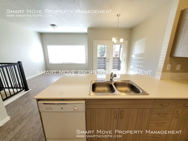 Foto del edificio - 4253 Reed St