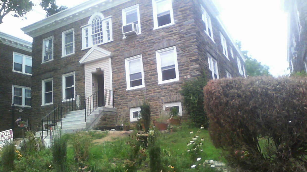 built in 1926 - 7009 McCallum St