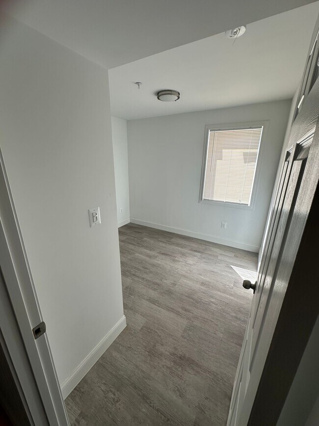 Foto del edificio - Discover Your Dream Home on Anacostia Rd SE!