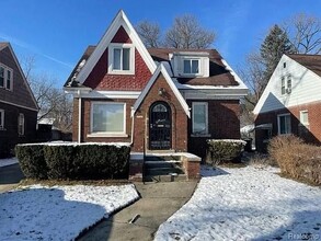 Building Photo - 15445 Minock St