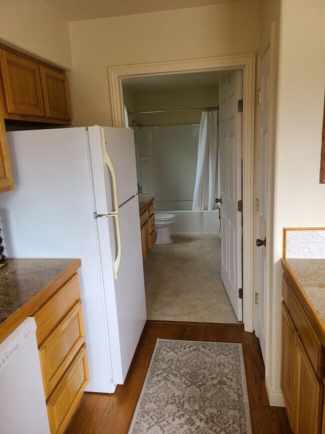 Foto del edificio - 1992 Gwin Rd