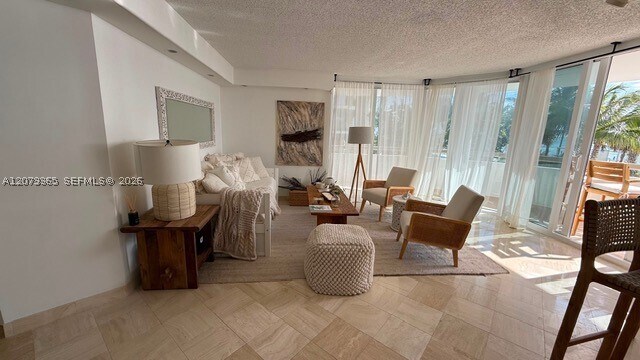 Foto del edificio - 15645 Collins Ave