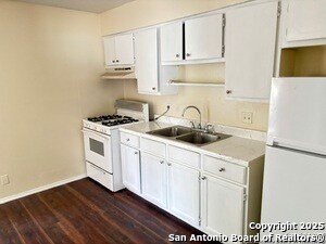 Foto del edificio - 5602 Bienville Dr