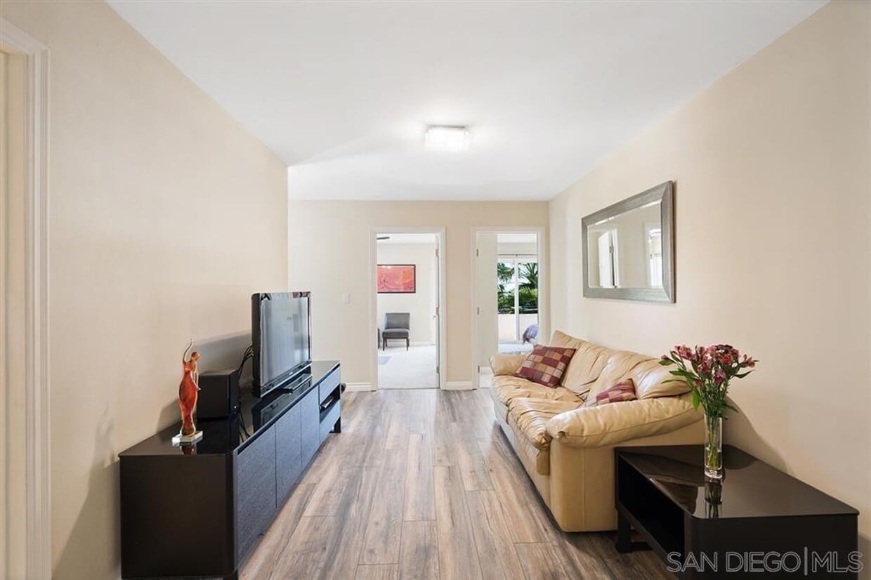 9257 Virginian Ln, La Mesa, CA 91941 Condo for Rent in La Mesa, CA