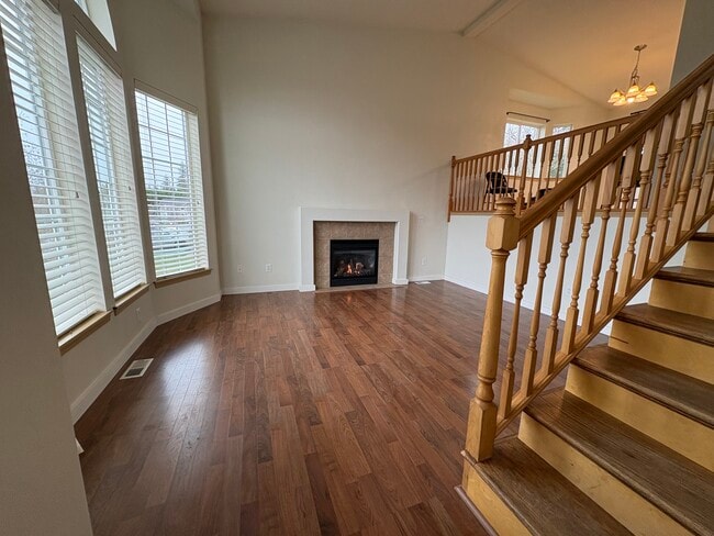 Building Photo - 17427 73rd Dr NE