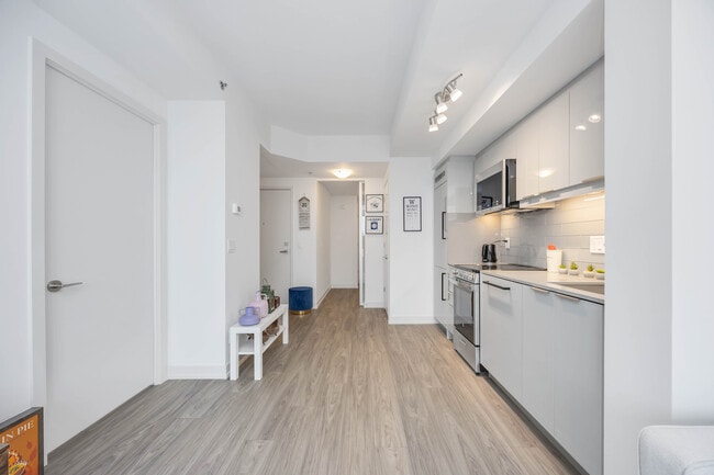 Building Photo - 90 Glen Everest Rd