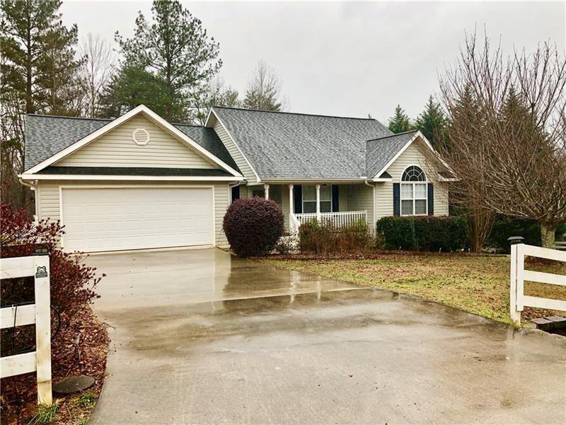 Foto principal - 67 Barker Trail Rd