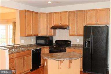 Foto del edificio - 3521 Tabard Ln