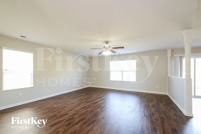 Foto del edificio - 261 Chesser Reserve Dr