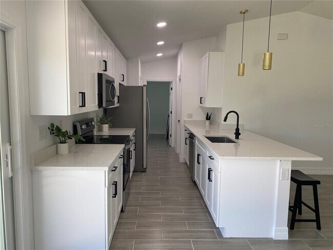 Foto del edificio - 805 E 6th St