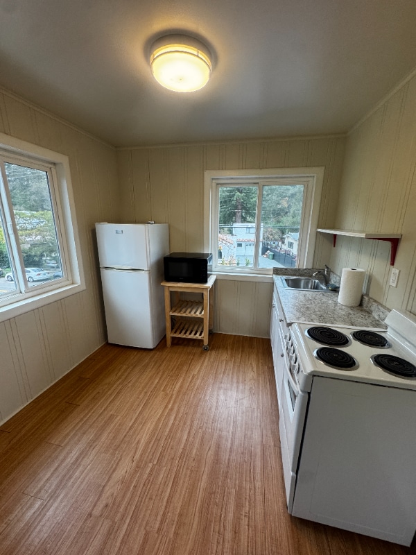 Building Photo - 88 Cascade Dr