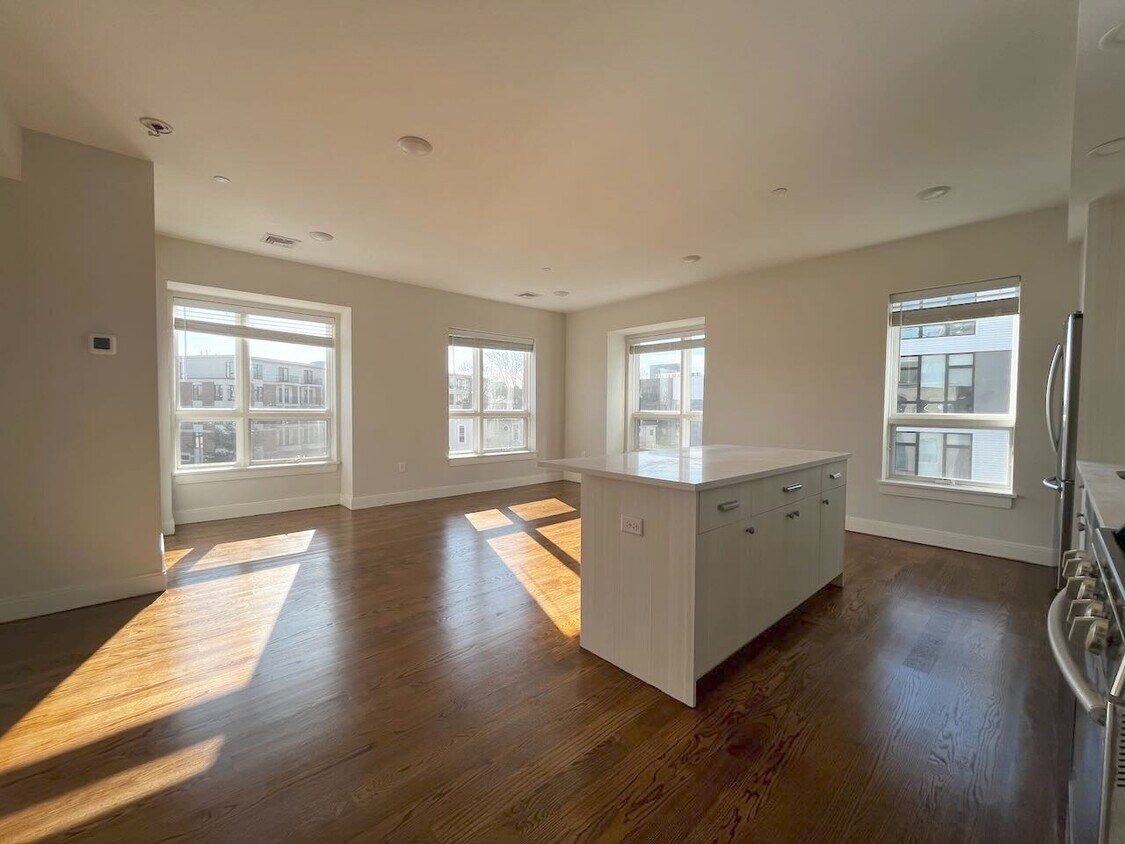 Foto principal - 12 Everett St