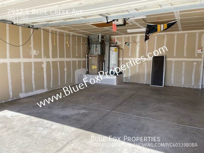 Foto del edificio - 7932 S Blue Creek Ave
