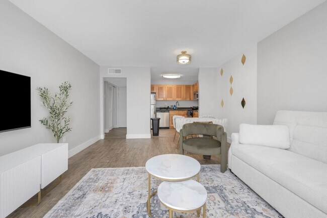 Foto del edificio - 4307 W Kennedy Blvd