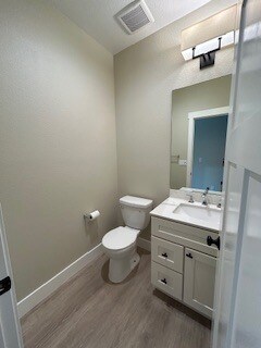 Foto del edificio - 465 E Santa Fe Ave