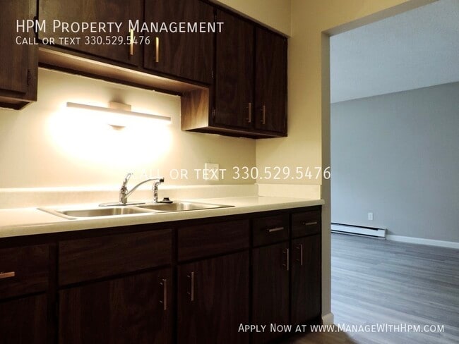 Foto del edificio - 1017 Howe Ave