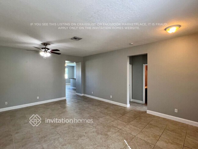 Foto del edificio - 1866 SE Berkshire Blvd